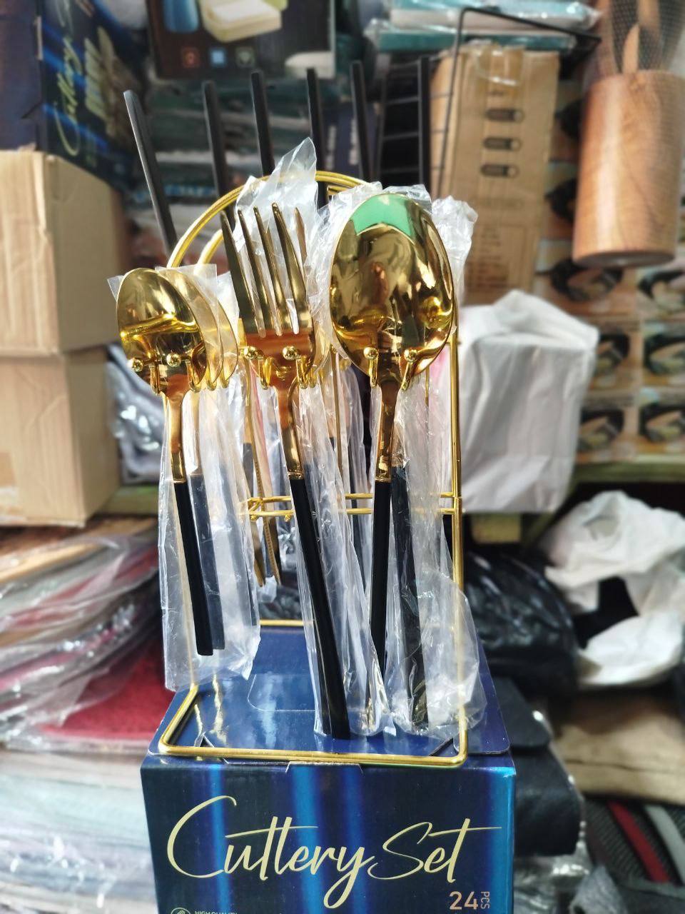 Gold Steel Cutler Set with Stand